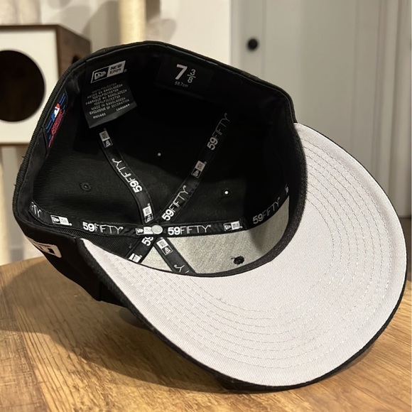 Miami Marlins Fitted hat 7 3/8 - Picture 3 of 3